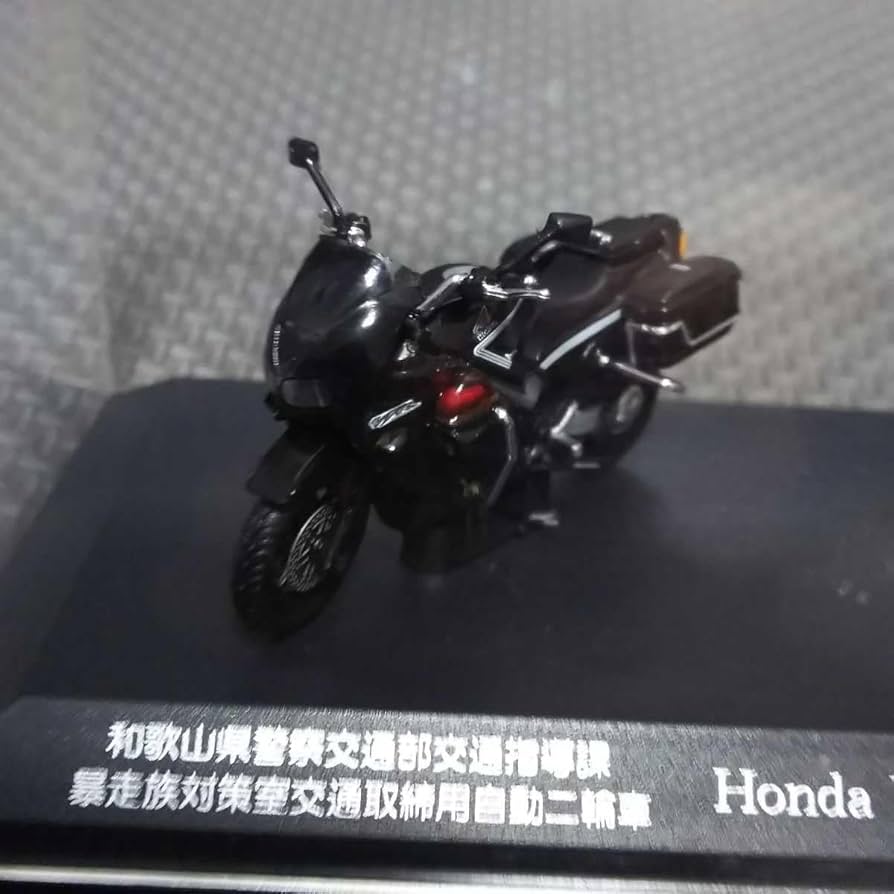 レイズ　1/43 和歌山県警交通部交通指導課　HONDA VFR800P 1/43 ホンダ VFR800P 2002-2008 和歌山県警察交通部交通指導課